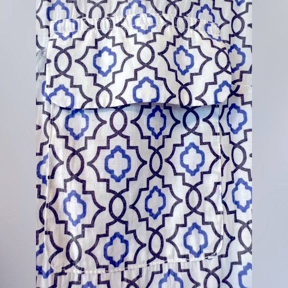 Size small patterned button-up shirt from Express - Picture 4 of 6